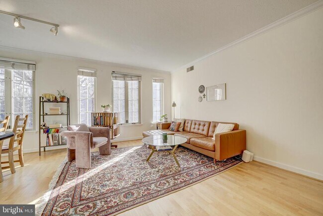 Building Photo - 1441 Rhode Island Ave NW