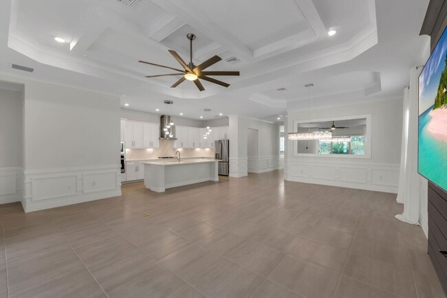 Building Photo - Vista at WildBlue ~ Pool Home Ready to Rent
