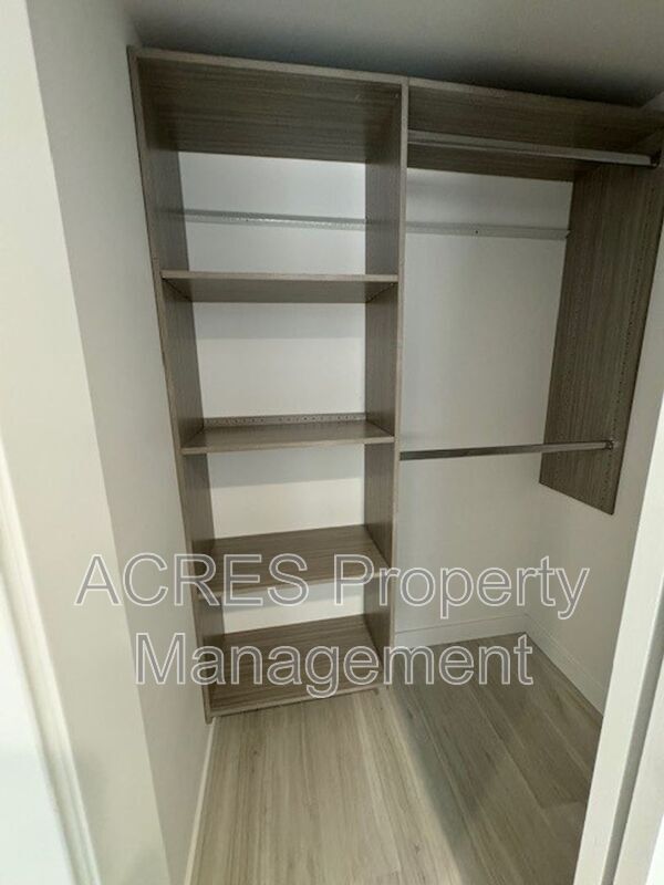 Building Photo - 9423 36th Ave SW