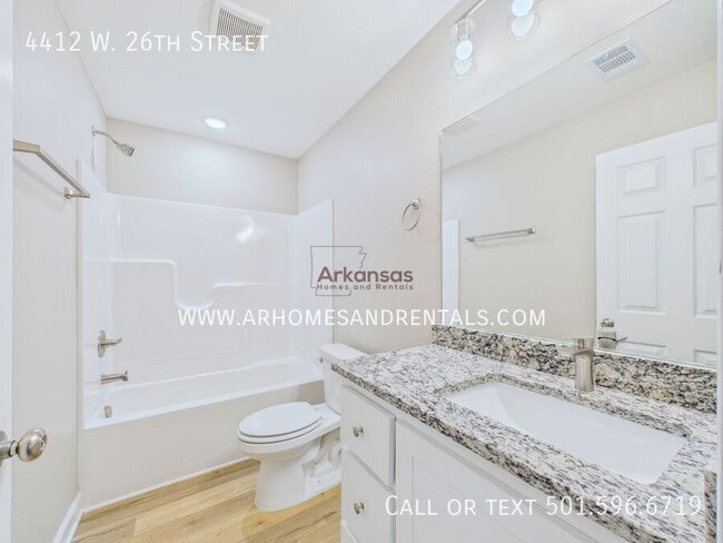 Building Photo - 4412 W 26th St