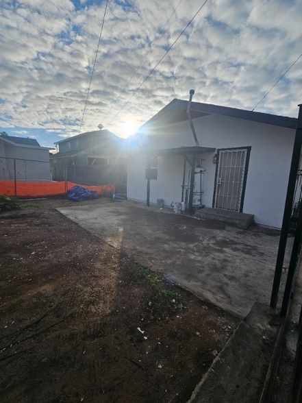 Building Photo - 3728 Franklin Ave