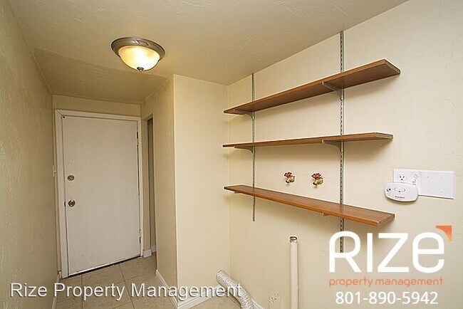 Building Photo - 3 br, 2 bath House - 1188 Gillespie Ave