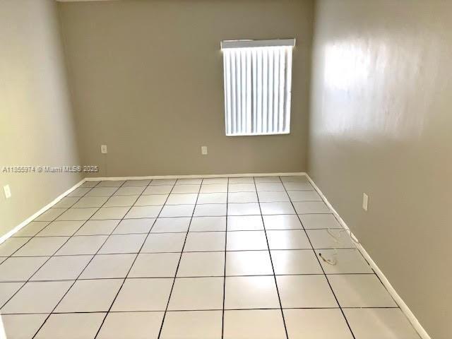 Building Photo - 9641 SW 77th Ave