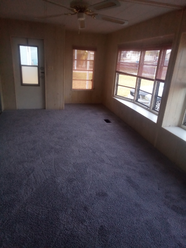 Building Photo - 8124 Eagle Dr