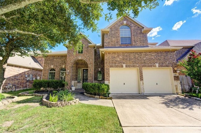 Building Photo - 611 Whitney Oaks Ln
