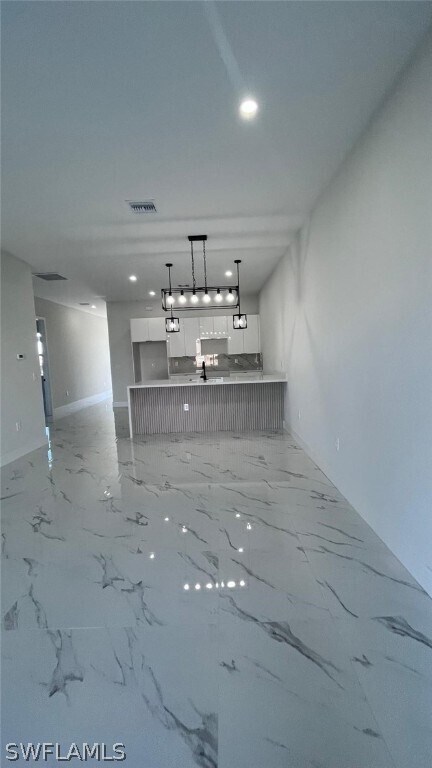 Building Photo - 1009-1011 NE 15th Ln