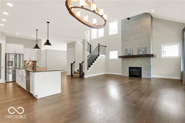 Building Photo - 12167 Silvara Ct