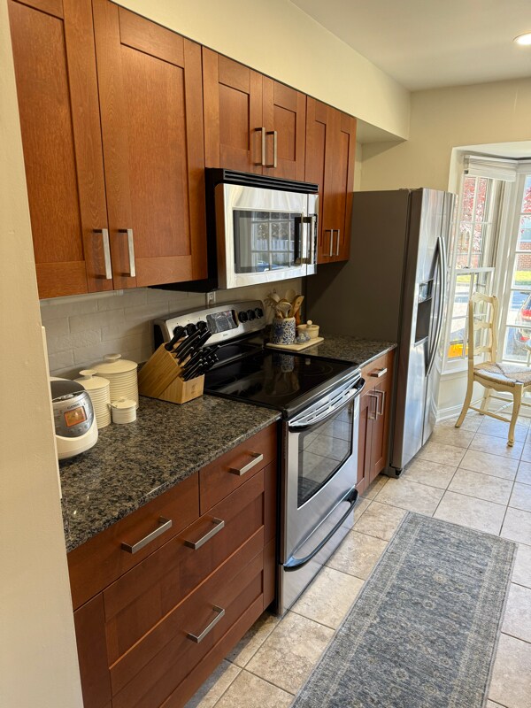 Building Photo - 1220 Brunswick Ct