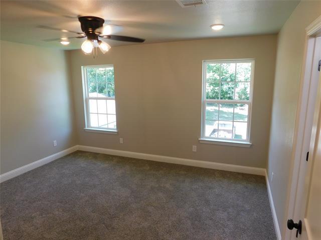 Building Photo - 704 E Jefferson St