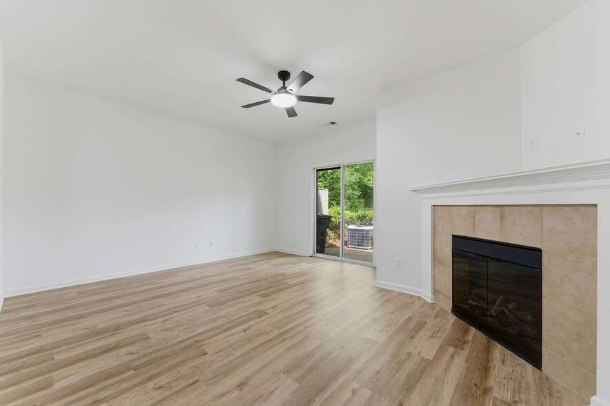 Building Photo - 585 McWilliams Rd SE