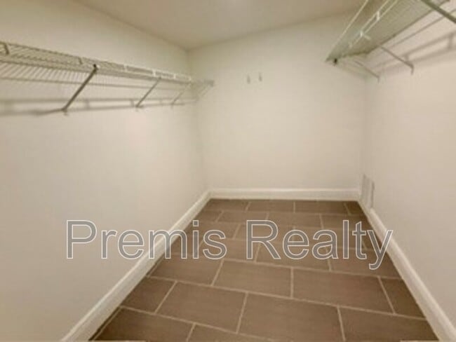 Building Photo - 14820 Rue De Bayonne