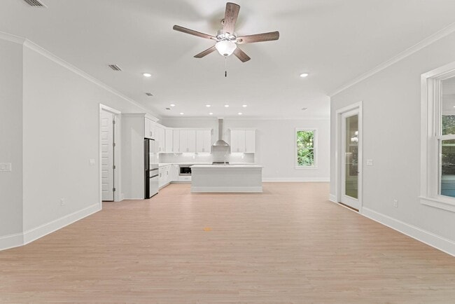 Building Photo - 287 J Hunter's Way S