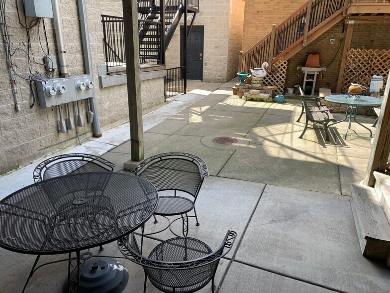 Back Yard - 3748 N Clifton Ave