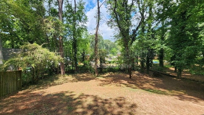 Building Photo - 1028 Tamarack Trail