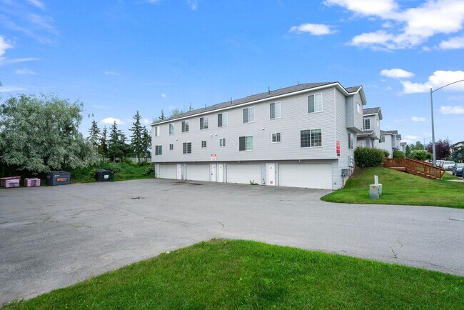 Building Photo - 7035 Gold Kings Ave