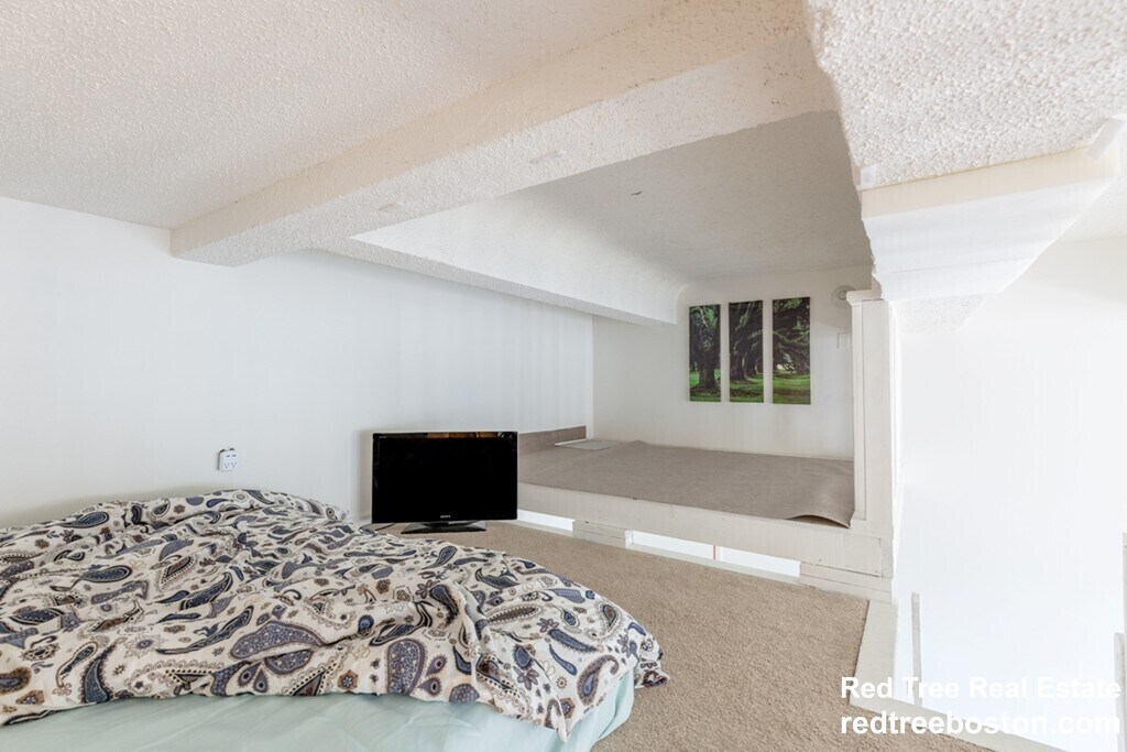 Building Photo - 61 Brookline Ave