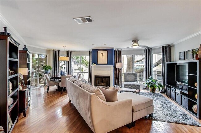 Building Photo - 203 14th St NE