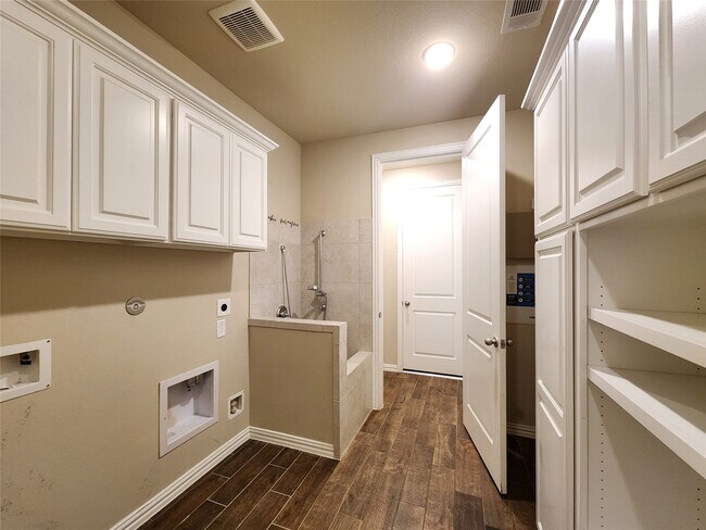 Building Photo - 23202 Brookdale Bay Ln