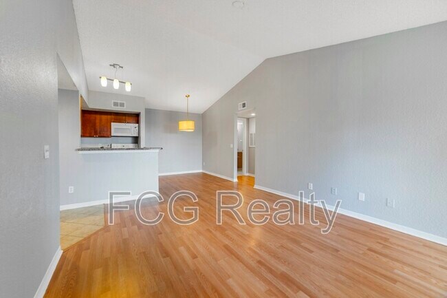 Building Photo - 5140 Conroy Rd