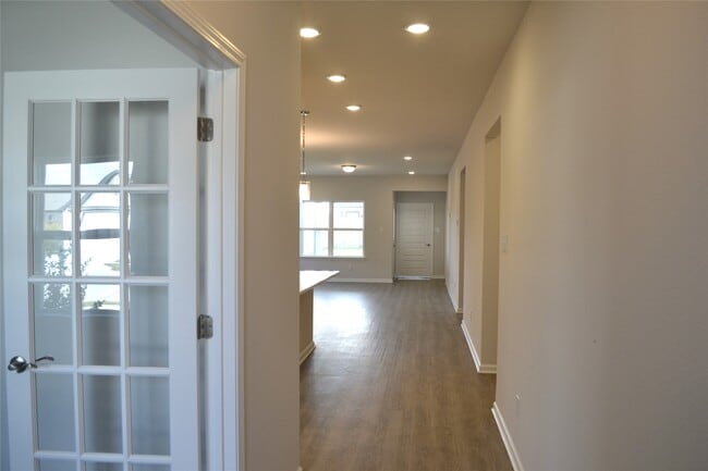 Building Photo - 13223 Hayden Peak Dr