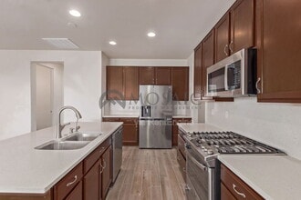 Building Photo - 3320 W Dunbar Dr