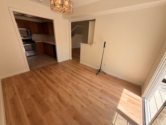 Building Photo - 7379 Stonedale Dr
