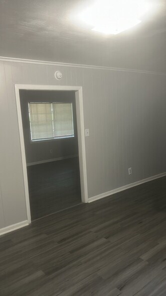 Building Photo - 4151 Slumber Ln
