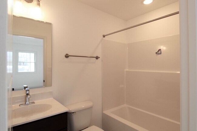 Building Photo - Brand New Luxury 4-Bedroom Townhome with a garage at The Townes at Congers Creek – Phase 3