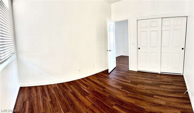 Building Photo - 3524 Tesoro Del Valle Ct