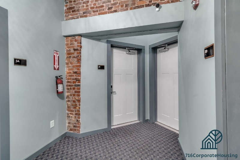 Building Photo - 36 E Utica St