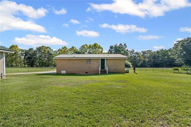 Building Photo - 3220 Odom Rd