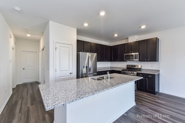 Building Photo - 4279 Chelsea Mnr Cir