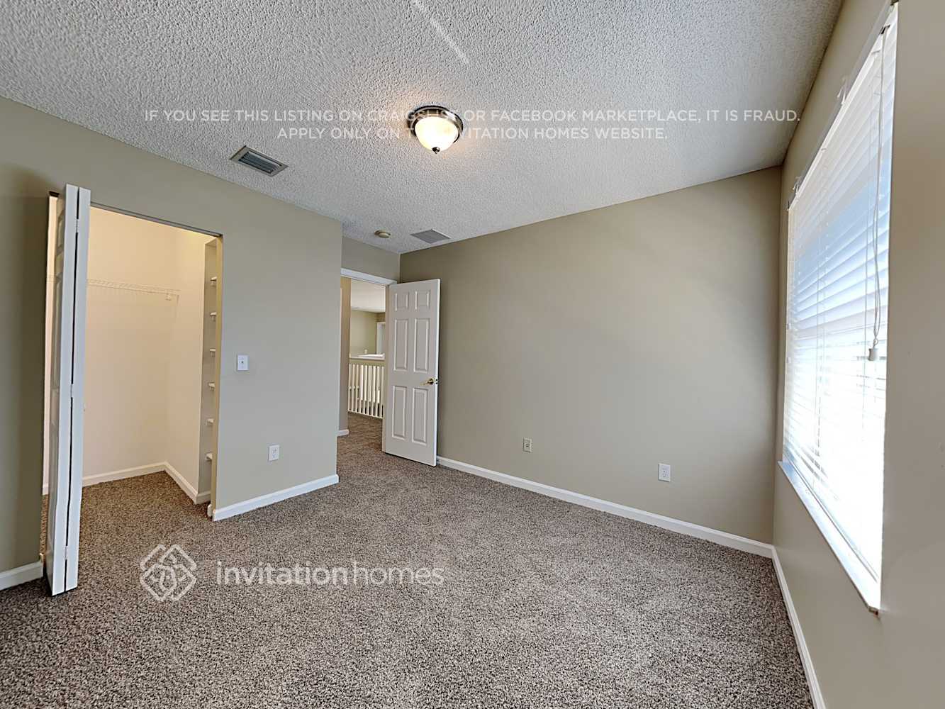 Building Photo - 1502 Running Oak Ln