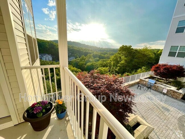 Building Photo - 4205 Ramapo Ct