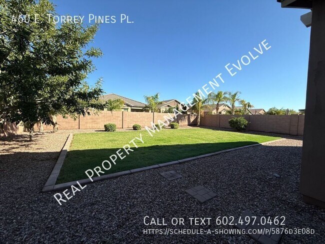 Building Photo - 460 E Torrey Pines Pl