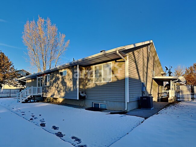 Building Photo - 52 S 1660 W