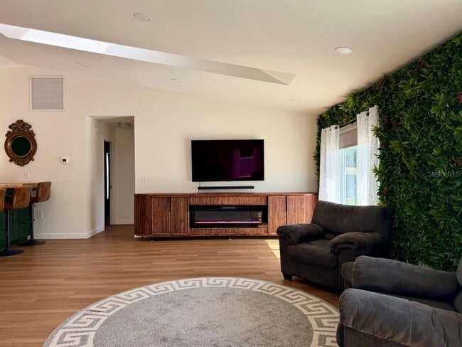 Building Photo - 8640 8th St