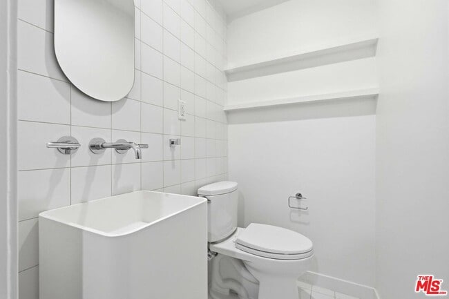 Building Photo - 612 Huntley Dr