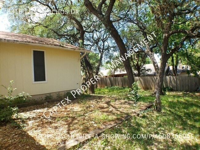 Building Photo - 8310 Los Ranchos Dr