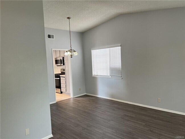 Building Photo - 44017 Kirkland Ave