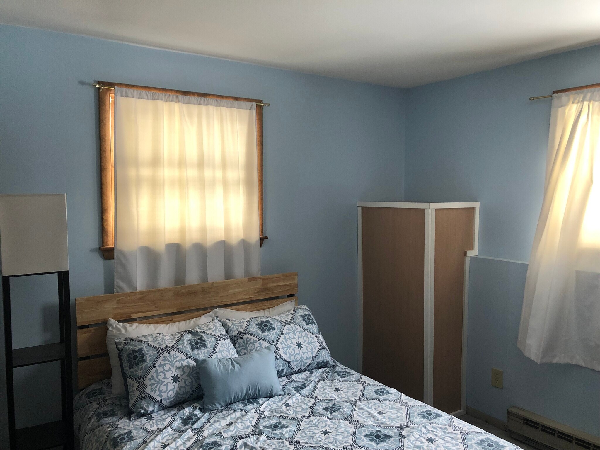 3rd bedroom (with closet) - 27 Ashdown Rd