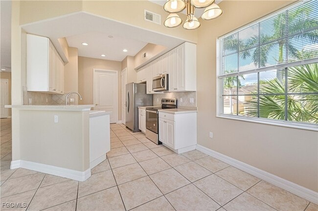 Building Photo - 6051 Jonathans Bay Cir