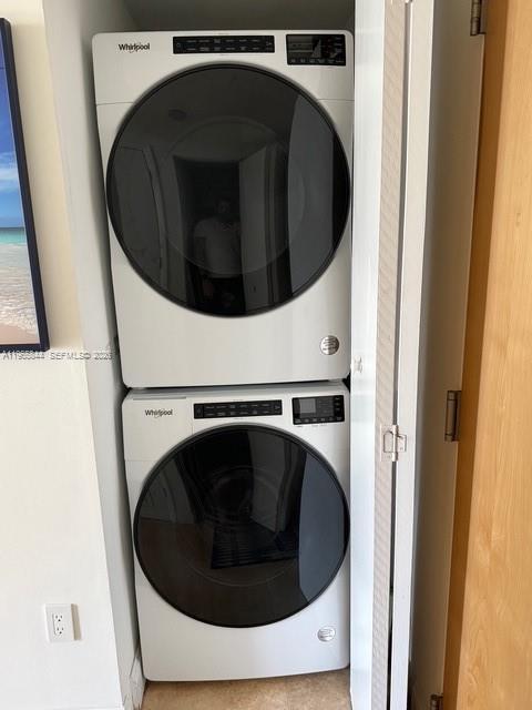 Building Photo - 350 S Miami Ave