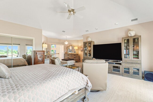 Building Photo - Spectacular Sea Pines Home - Marsh/Water Views!