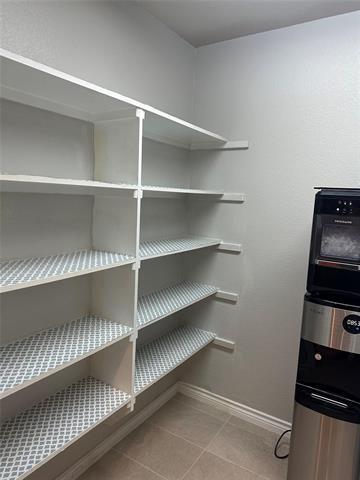 Building Photo - 1208 Lazy Ln