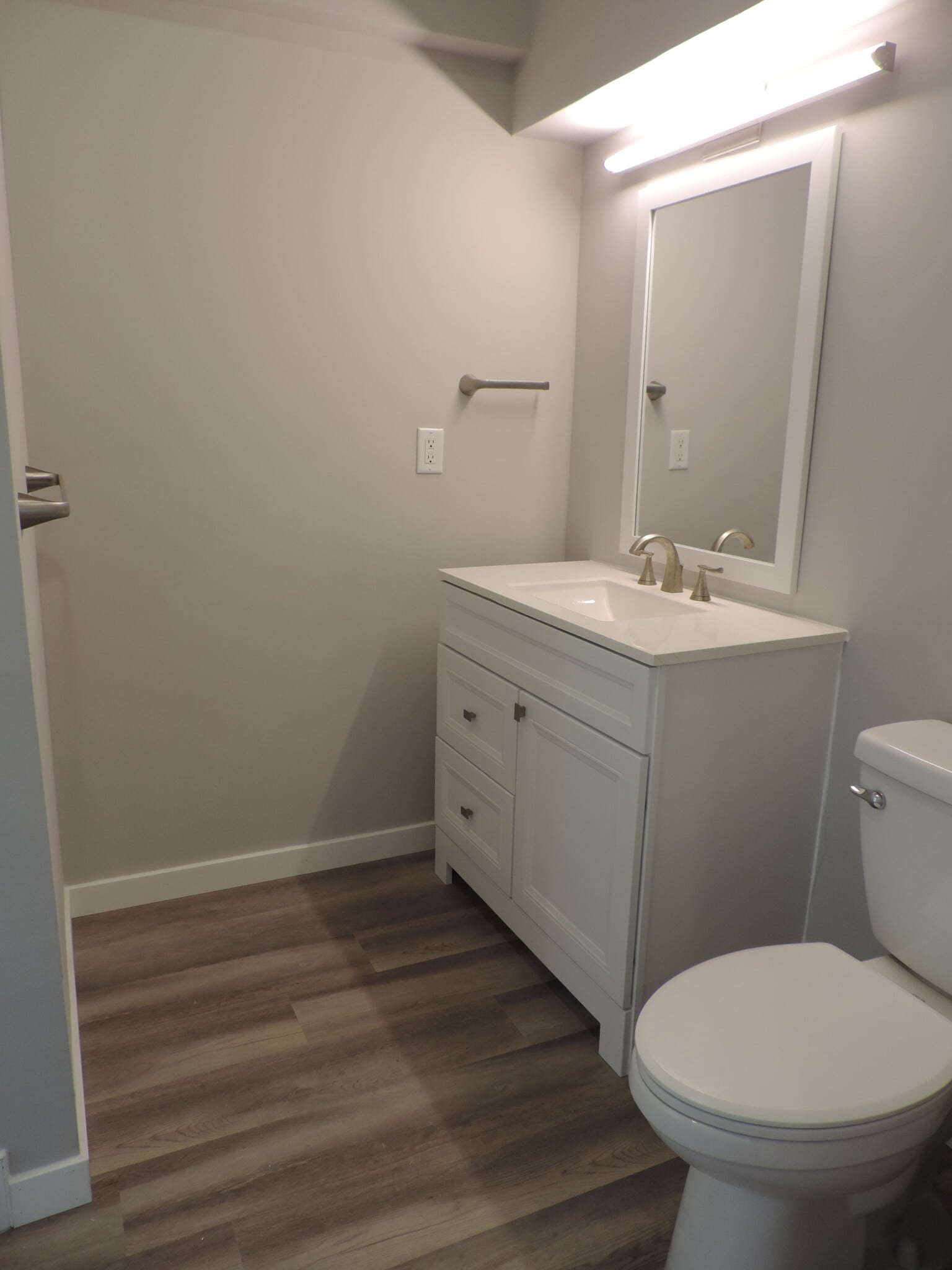 Building Photo - 2704 E Washington St