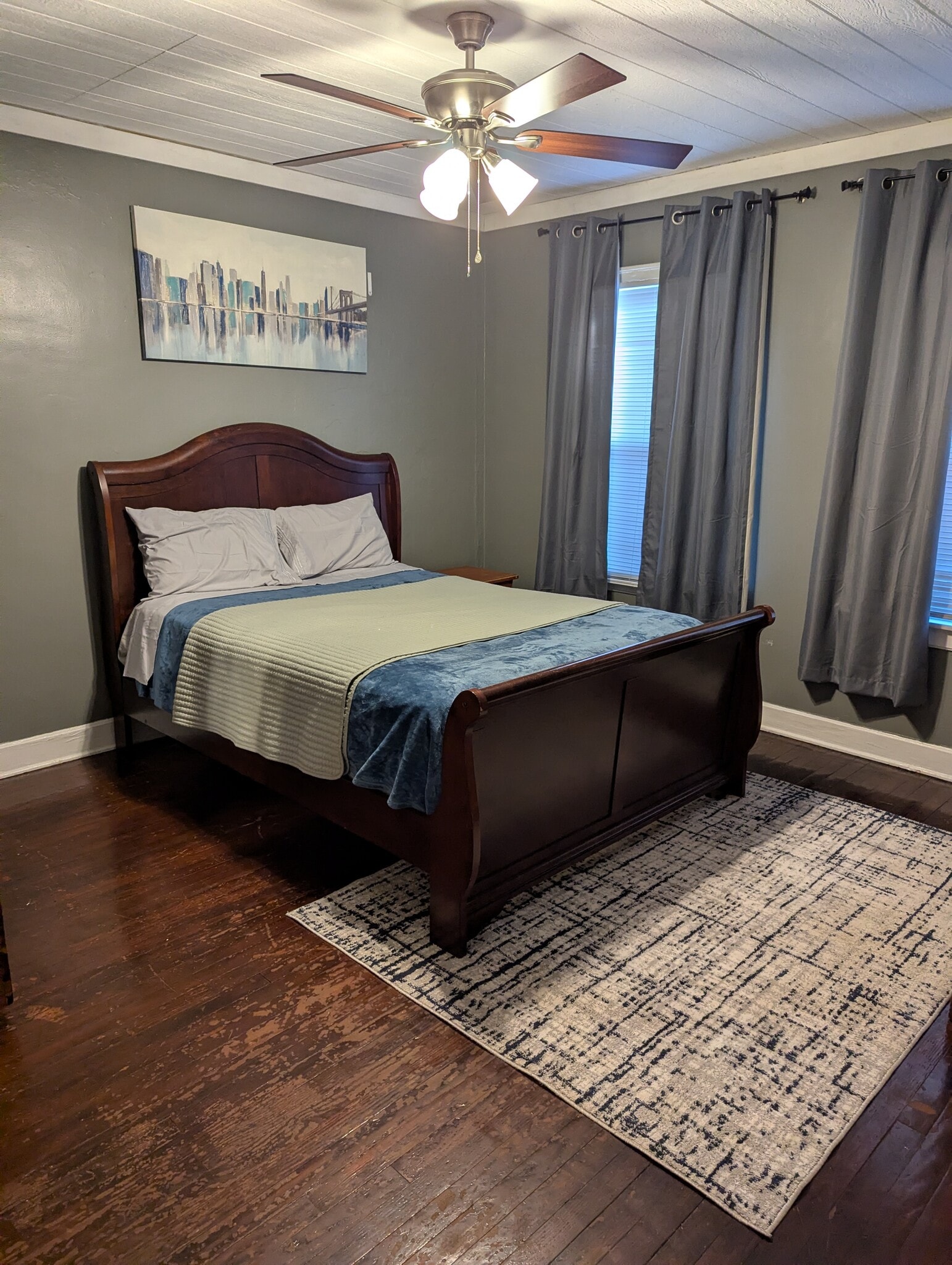 Building Photo - 208 Sutton St