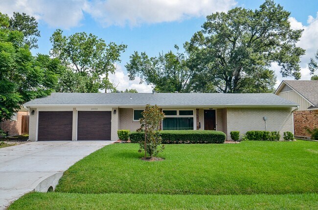Primary Photo - 10050 Haddington Dr