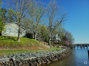 Building Photo - Enjoy Lakefront Luxury Year Round! $250 Of...