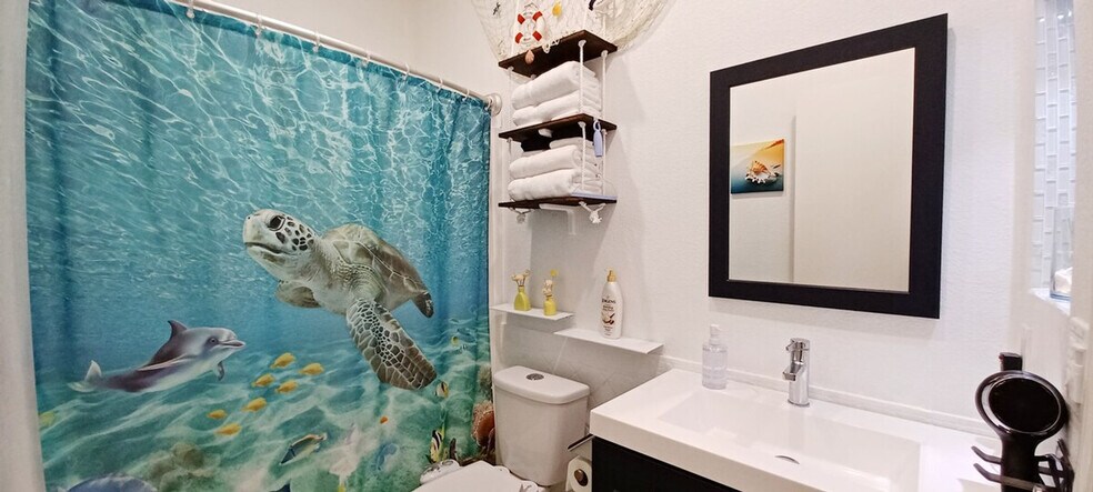 Building Photo - 2393 Sapphire Ridge Way